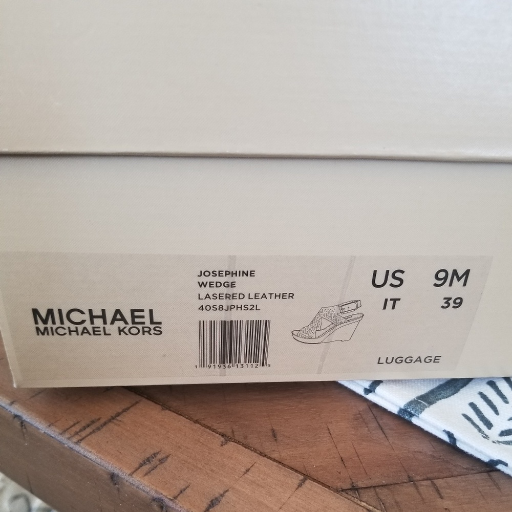 🆕️ Michael Kors Sandal Wedge - Picture 8 of 8